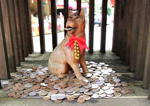 忠犬雕像